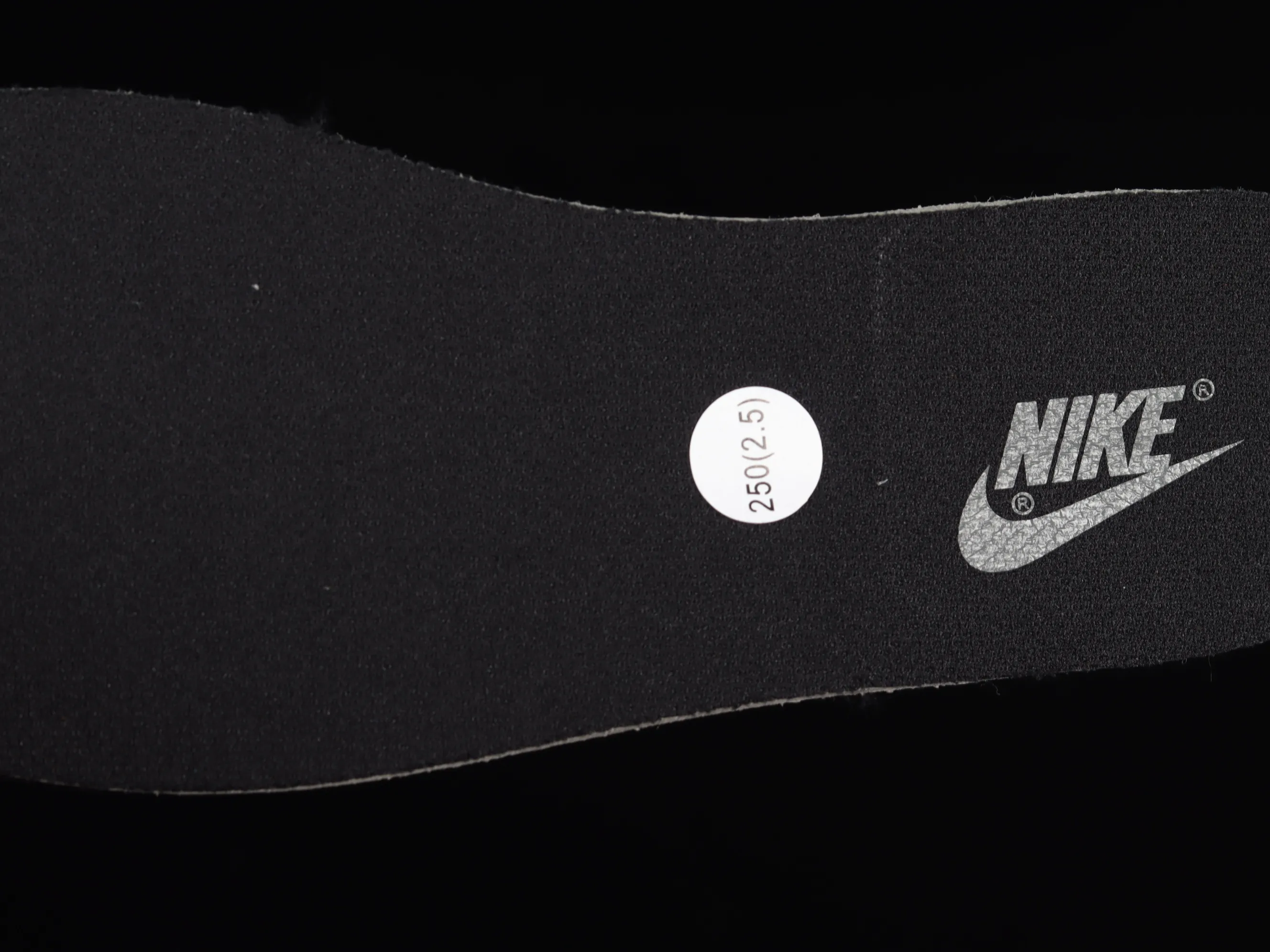 All categories Nk SB Dunk series Nk SB Dunk Low low-top sneakers F version Nk Dunk Low strap deconstruction SB smashed backboard fashion casual sneakers DJ6188-002